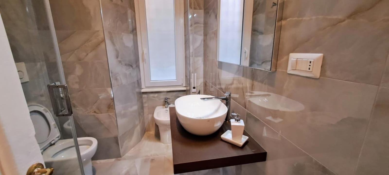 Machiavelli Forty Seven Apartment *